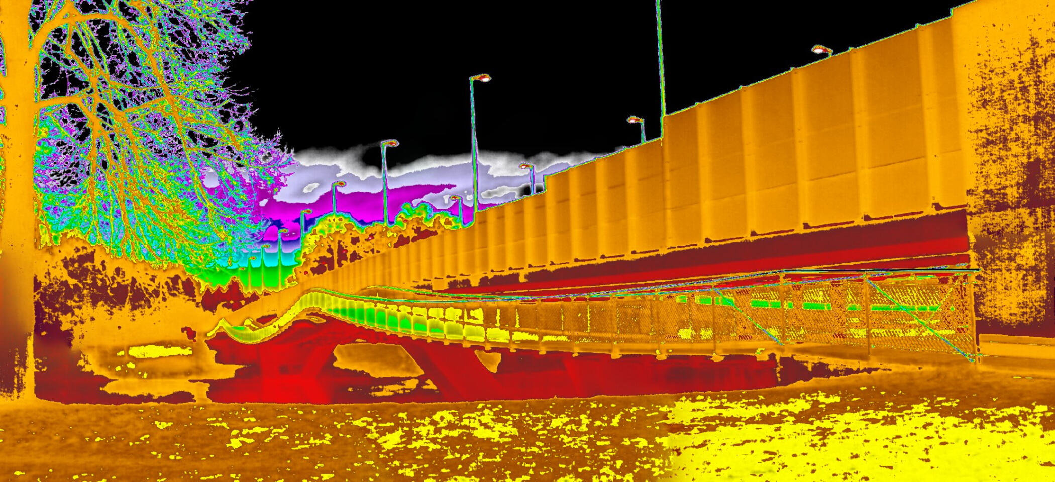 Wärmebildaufnahme „Glacis Brücke“ von Ingenieurbüro Müller Thermografie und Leckortung